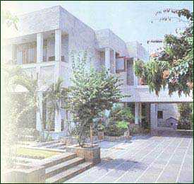 natural flooring stones, flooring stones manufacturers, natural flooring stones supplier